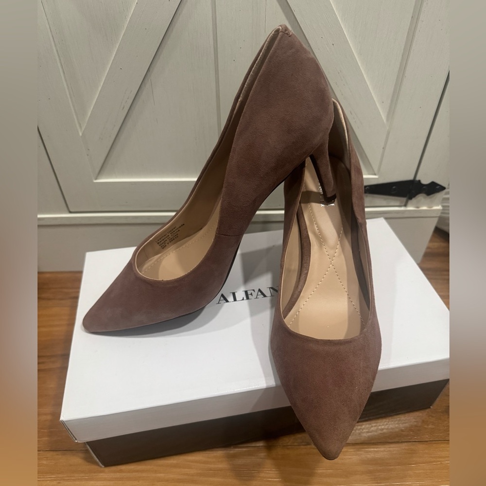 Alfani Jeules Pump Brown 9
